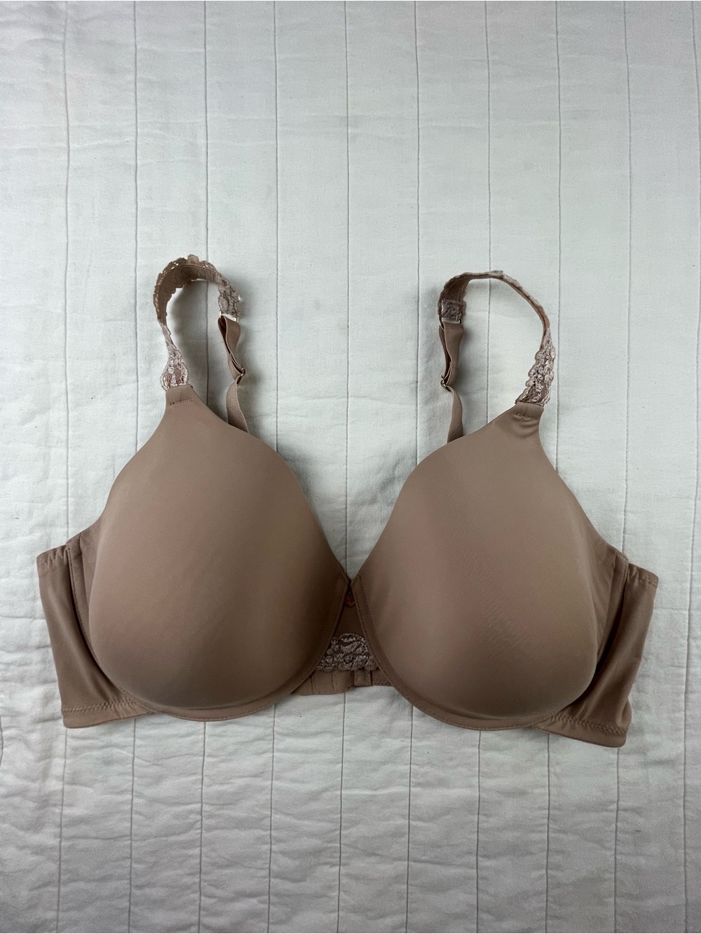 Natori Nude T-Shirt Bra with Lace Straps 40DD